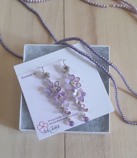 Lavender Jewelry, Handmade Earings, Rose Gold Hair Vine, Lavender Jewellery, Dresses Flowers, Violet Earrings, Cluster Earring, Lilac Earrings, Earring Bridal