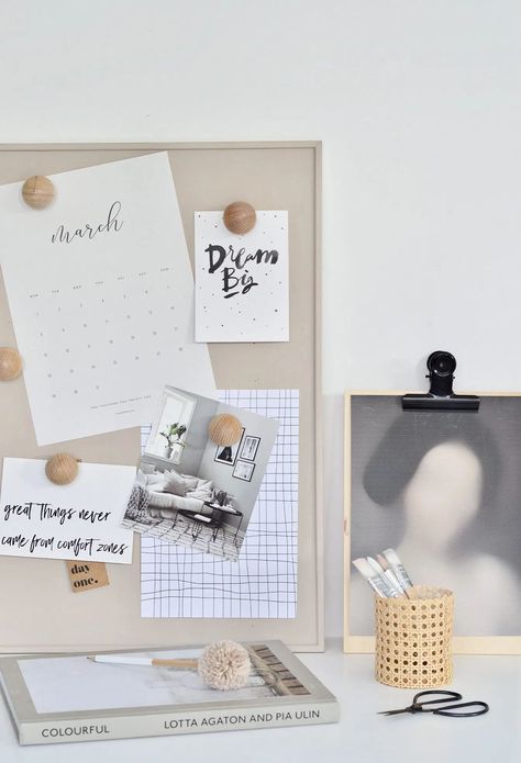 Love an Ikea hack? Here's an easy Ikea pin board hack. Transform the basic Ikea cork board in to a stylish, minimalist pin board for your home office. And the best bit is that this Ikea hack is super budget friendly. #ikeahack #pinboard #corkboard Desk Cork Board Ideas, Ikea Pin Board, Pin Board Ideas Aesthetic, Corkboard Decor, Ikea Cork, Office Cork Board, Pinboard Ideas, Office Aesthetic, Cork Boards