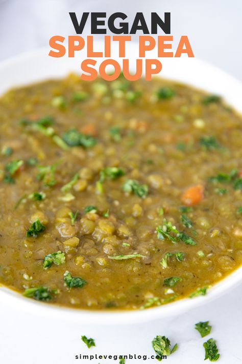 This vegan split pea soup is so tasty you'll want to have it every day. It's a simple recipe made with healthy and nutritious ingredients! #vegan #vegetarian #plantbased #vegansplitpeasoup #vegansoup Split Pea Recipes, Vegan Pea Soup, Vegan Split Pea, Protein Soup Recipes, Low Calorie Soup Recipe, Vegan Split Pea Soup, Split Pea Soup Recipe, Tempeh Bacon, Low Calorie Soup