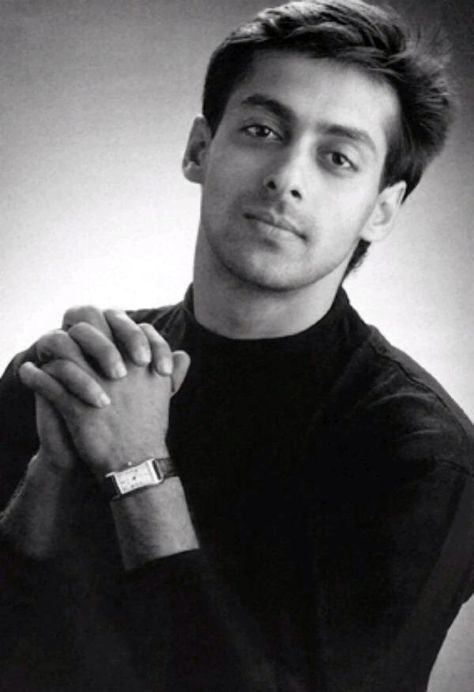 Salman 90s, 90s Salman Khan, Salman Khan Aesthetic, Salman Khan 90s, Salman Khan Young, Salman Khan Wallpapers, Boy Pics, Bollywood Aesthetic, Salman Khan Photo