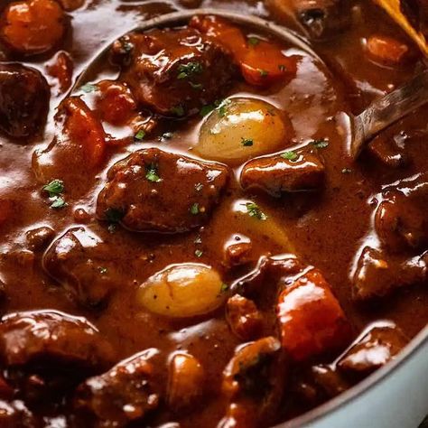 Beef Bourguignon (Beef Burgundy) - RecipeTin Eats Best Beef Bourguignon Recipe, Bourguignon Beef, Beef Burgundy Recipe, Beef Burgundy, Beef Bourguignon Recipe, Slow Cooker Stew, Recipetin Eats, Recipe Tin, Burgundy Style