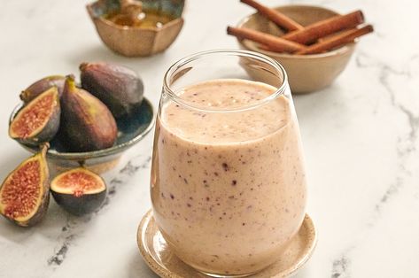 Fig Smoothie Fig Breakfast, Fig Coffee, Fig Chia Pudding, Figs Smoothie, Fig Juice, Fig Smoothie, Orange Banana Smoothie, Vanilla Drinks, Smoothie Flavors