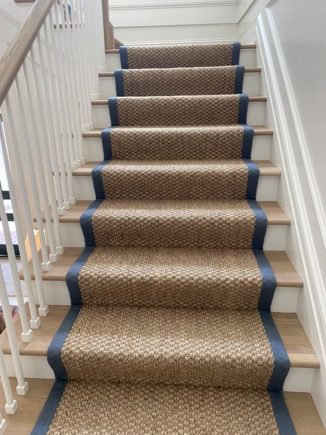 Patterned Stair Runner, 1930s Stairs, Remodel Stairs, Farmhouse Stairs, Stairs Runner, Stairs Landing, House Staircase, Loft Stairs, Stair Carpet