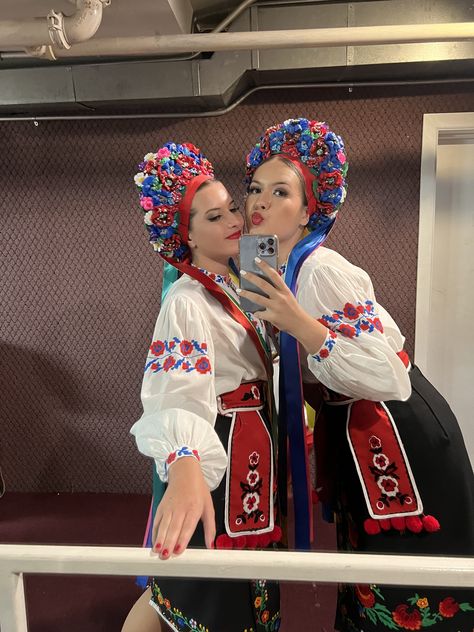 Ukrainian Dance Costumes, Ukrainian Dance Aesthetic, Folk Dance Aesthetic, Traditional Ukrainian Clothing, Slavic Fashion, Ukrainian Dance, Ukraine Aesthetic, Slavic Clothing, Slavic Culture