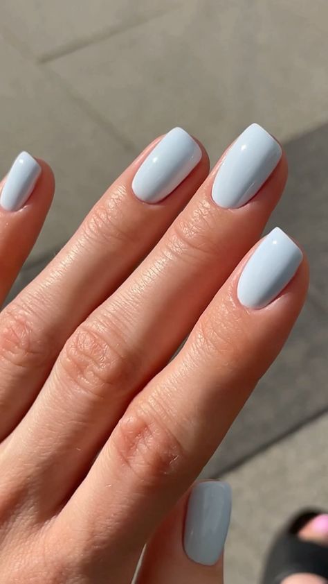 Spring Nail Inspiration, Short Nails Summer, Blue Gel Nails, Trends Nails, Baby Blue Nails, Plain Nails, Squoval Nails, Short Gel Nails, Summer Toe Nails