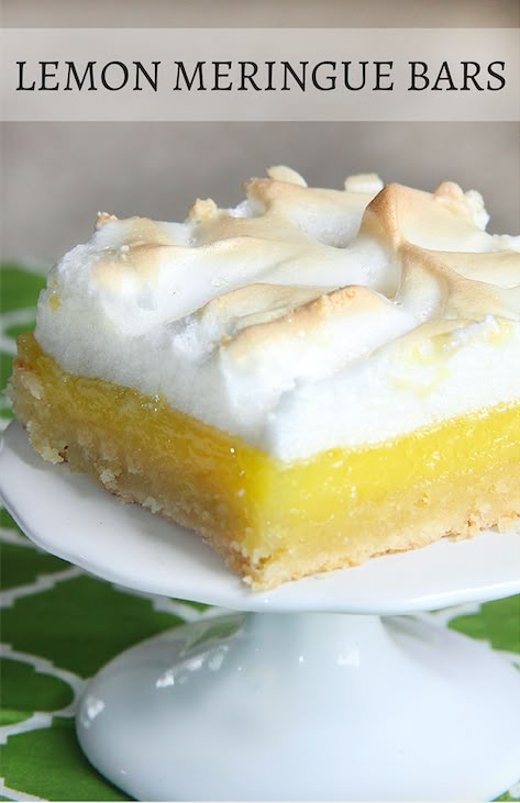 Lemon Meringue Bars, Meringue Bars, Lemon Desserts Bars, Lemon Pie Bars, Lemon Meringue Pie Easy, Meringue Desserts, Meringue Pie Recipes, Pie Bar Recipes, Pie Easy