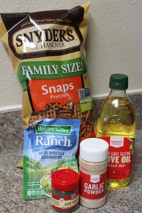 Ranch Dill Snack Mix Recipes, Snack Mix With Pretzels, Pretzel With Ranch Seasoning, Garlic Dill Pretzels, Hidden Valley Ranch Pretzels Recipes, Garlic Ranch Pretzels Recipe, Ranch Garlic Pretzels, Seasoned Pretzels Ranch Dill, Pretzel Ranch Mix Recipe