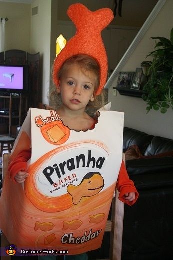 This homemade costume for kids entered our 2014 Halloween Costume Contest. Goldfish Costume, Homemade Costumes For Kids, Halloween Costumes 2014, Clever Halloween, Goldfish Crackers, Halloween Costumes College Girls, Clever Halloween Costumes, Duo Halloween Costumes, Homemade Halloween Costumes