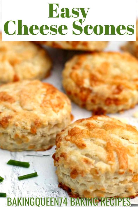 Cheese Scones Easy, Cheesy Scones, Savory Scones Recipe, Rhubarb Scones, Cheese Scone Recipes, Baked Breads, Scones Recipe Easy, Scones Easy, Uk Food