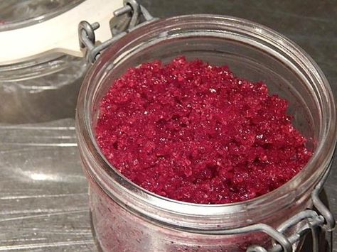 Wine Salt, Wine Salt Recipe, How To Make Black Salt Recipe, How To Use Black Salt, Red Wine Salt, Making Black Salt, Wine Party Food, Infused Salt, A&w Seasoning Salt Recipe