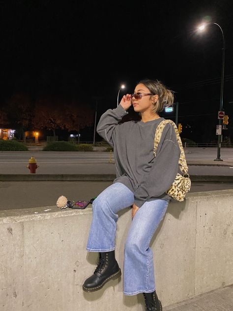 grey oversized crewneck outfit, fuzzy cheetah print shoulder bag, wide leg blue jeans outfit, denim forum jeans outfit, doc marten boots, late night drive pic, 2000’s sunglasses outfit Doc Martens Outfit Fall Jeans, Wide Leg Jeans Outfit Grunge, Blue Jeans Doc Martens Outfit, Oversized Crewneck With Jeans, Dark Wash Denim Jeans Outfit, Grey Crewneck Outfit Women, Night Drive Outfit, Wide Leg Jeans Doc Martens, Outkast Photoshoot