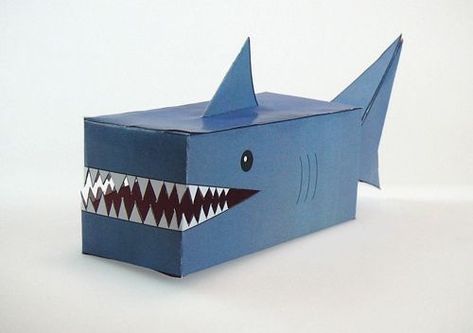 Shark Valentines Card Box Diy Valentine's Box, Valentine Box Ideas, Diy Valentines Box, Valentine Boxes For School, Kids Valentine Boxes, Boys Valentines, Valentine Card Box, Valentine Mailbox, Valentine Day Boxes