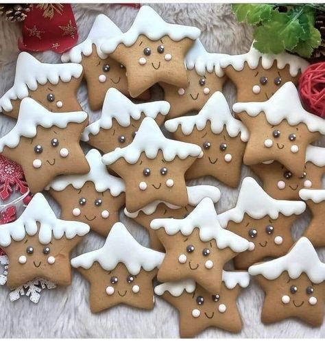 Jul Kaka, Christmas Sugar Cookies Decorated, Cute Christmas Cookies, Xmas Cookies, Xmas Food, Christmas Sugar Cookies, Christmas Cookies Decorated, Interesting Food, Christmas Snacks