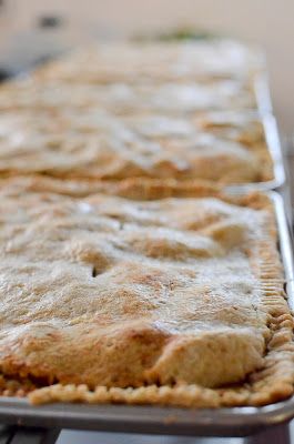 Slab Apple Pie, Apple Slab Pie Recipe, Apple Fried, Fried Pie, Slab Pies, Ree Drummond Recipes, Apple Slab Pie, Thanksgiving Dinners, Apple Glaze