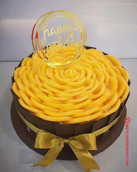 50 Mango Cake Design (Cake Idea) - March 2020 Mango Cake Design, Fruit Cake Design, Fresh Fruit Cake, Birthday Cake Decorating Ideas, Mango Cake, Cool Cake Designs, Simple Cake Designs, Baking Substitutes, Design Cake