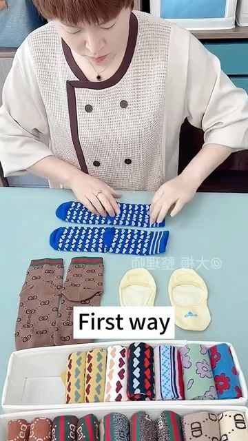 House Organisation, Personal Organizer, Folding Clothes, Hacks Diy, January 1, Packing Tips, New Tricks, Dream Room, Diy Clothes