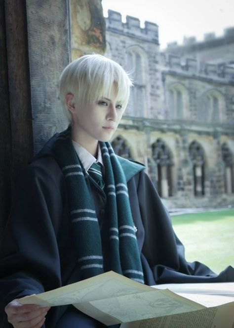 Draco Malfoy Yule Ball, Draco Malfoy Cosplay, Draco Malfoy Memes, Draco Malfoy Quotes, Tonks Harry Potter, Slytherin Cosplay, Slytherin Costume, Draco Malfoy Fanfiction, Drako Malfoy