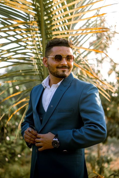 Groom pose , marriage , reception , wedding , pose , male , pose , suit , fasion Groom Portraits Poses, Groom Stills, Reception Poses, Profile Shoot, Pose Male, Man Pose, Groom Pose, Male Pose, Style Pic