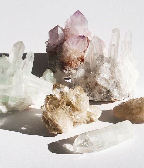 Magical Universe, Pretty Crystals, Crystal Photography, Crystal Vibes, Crystal Aesthetic, Crystal Display, Spiritual Crystals, Pretty Rocks, Crystal Magic