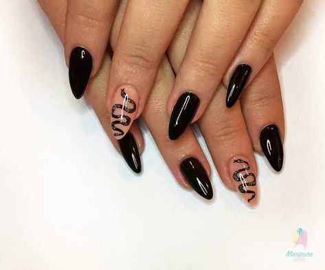 Black Short Almond Nails, Witchy Nails Almond, Witchy Nails, Short Almond Nails, Short Almond, Nails Almond, Toe Nail Designs, Nail Arts, Nail Color