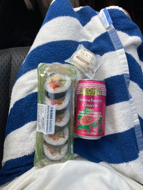 Food in hawaii>>> Hawaii Photo Dump, Blasian Baddie, Food In Hawaii, Tuna Sushi Rolls, Yummy In My Tummy, Tuna Sushi, Strawberry Guava, Guava Juice, Surf Aesthetic