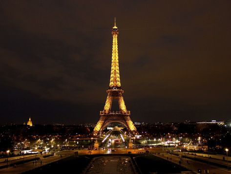 Paris Background, Laptop Backgrounds, Computer Backgrounds, Laptop Wallpaper, Camera Roll, Desktop Wallpaper, Aesthetic Wallpapers, Eiffel Tower, Tower