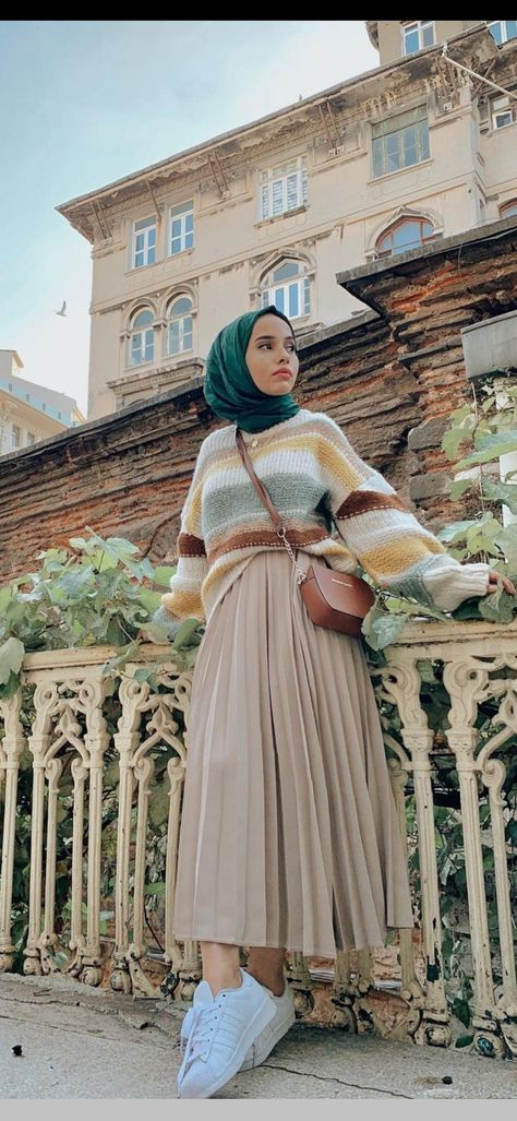 Modest Muslim Fashion, Fashion Hijab Style, Muslim Girl Outfits, Modest Outfits Muslim, Modest Winter Outfits, Outfits Muslim, Muslim Outfit, Modest Girly Outfits, Morocco Marrakech