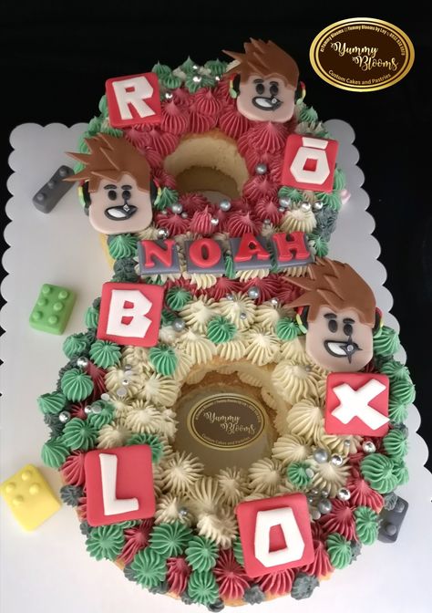 Number Cake with Roblox Toppers Roblox Pull Apart Cupcakes, Roblox Cupcake Cake, Roblox Number Cake, Numbered Cakes, Number Cake Ideas, Roblox Cupcakes, Roblox Number, Number 4 Cake, Roblox Birthday Cake