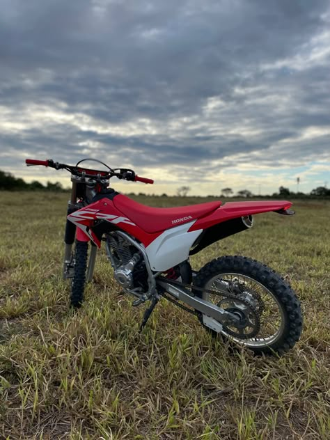 Honda Dirt Bike, Pretty Bike, Motocross Bikes, Dirt Bikes, Amazing Spiderman, Dirt Bike, Motocross, Bike