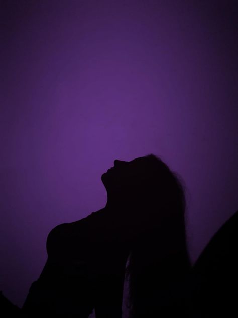 Purple Silhouette Aesthetic, Aesthetic Women, Woman Silhouette, Purple Aesthetic, Human Silhouette, Purple, Art