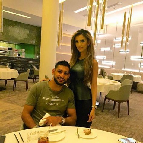 Amir Khan with wife Faryal Faryal Makhdoom, Pakistani People, Amir Khan, Unsolicited Advice, Pakistan Fashion, Hero Wallpaper, Pakistani Wedding, Here Comes The Bride, Sierra Leone