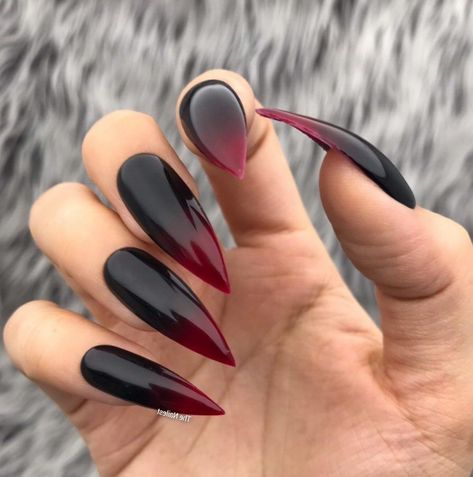 Black Ombre Nails, Red Ombre Nails, Halloween Press On Nails, Long Stiletto, Punk Nails, Gothic Nails, Masks Diy, Games Diy, Halloween Recipe