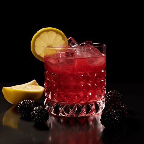 The Bombay Bramble is a delightful blend of sweet, sour, and slightly bitter flavors. The gin provides a smooth, botanical base, while the blackberry liqueur adds a fruity sweetness. The lemon juice cuts through the sweetness, adding a refreshing sourness, while the simple syrup balances everything out. Smoked Salmon Blinis, Bramble Cocktail, Blackberry Bramble, Strong Cocktails, Gin Sour, Blackberry Syrup, Gin Recipes, Light Appetizers, Raspberry Liqueur