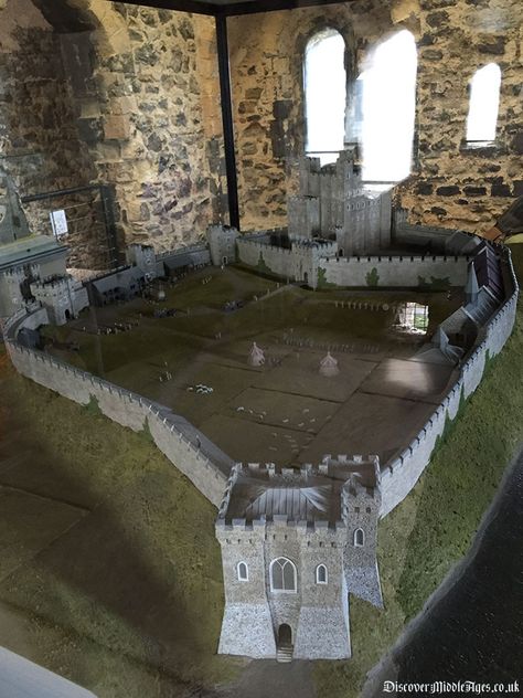 Medieval Castle Layout, Castle Defense, Rochester Castle, Castle Layout, Castle Model, Model Castle, Toy Castle, Medieval Castles, Warhammer Terrain