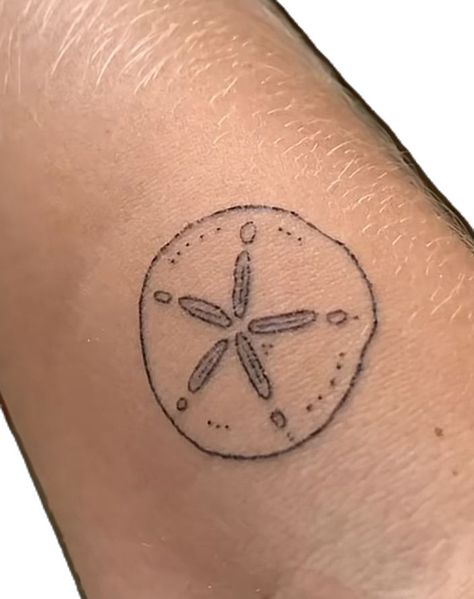 Fine Line Sand Dollar Tattoo, Sand Dollar Tattoo For Women, Sand Dollar Tattoo, Dollar Tattoo, Taboo Tattoo, Stick And Poke, Minimal Tattoo, Sand Dollar, Future Tattoos