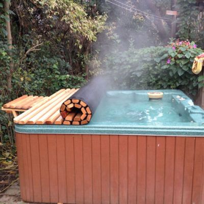 Hot Tub Landscaping, Hot Tub Time Machine, Outdoor Hot Tub, Hot Tub Gazebo, Diy Hot Tub, Tub Enclosures, Piscina Interior, Hot Tub Deck, Tub Cover