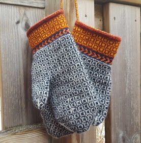 Lappone: Twined knitted mittens - Inspiration from Finland Twined Knitting, Knitted Mittens Pattern, Knitted Mittens, Fair Isles, Colorwork Knitting, Mittens Pattern, Knitting Wool, How To Purl Knit, Fair Isle Knitting