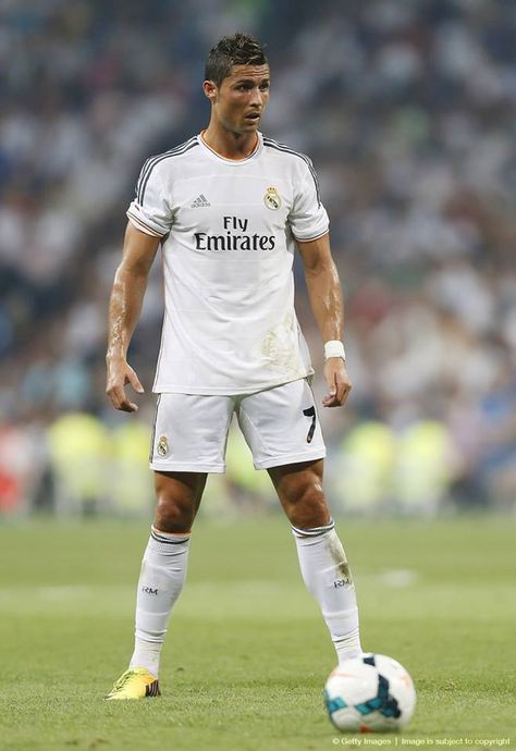 CR7 in Real Madrid v. Real Betis (18/8/13) Ronaldo Portugal Free Kick, Cristiano Ronaldo Free Kick, Christiano Ronaldo Soccer, Ronaldo Football Player, Ronaldo Kicking Football, Cristiano Ronaldo Playing Football, Ronaldo Last Game Real Madrid, Ronaldo Free Kick, Real Madrid Cristiano Ronaldo