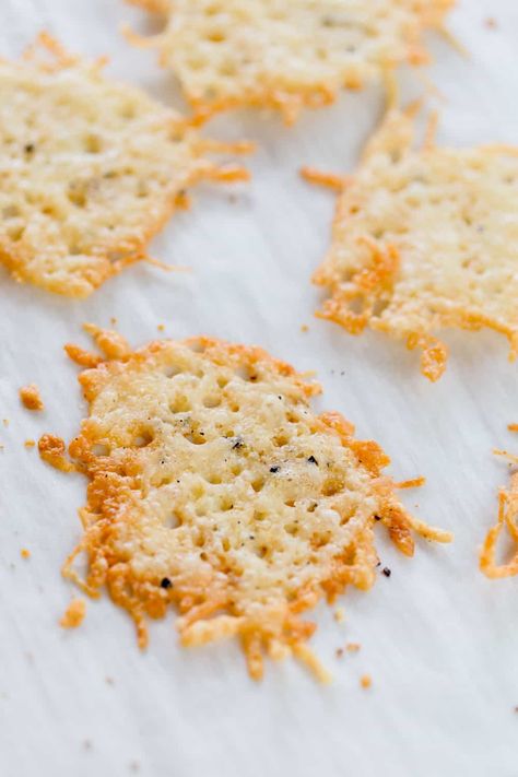 Garlic Parmesan Crisps Parmesan Crisps Recipe, Homemade Bruschetta, Parmesan Cheese Crisps, Parmesan Crisps, Bruschetta Recipe, Cheese Crisps, Crisp Recipe, Cracked Pepper, Goulash