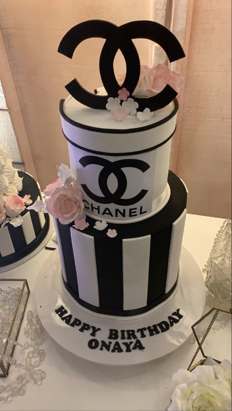 17th Birthday Cake Ideas, Chanel Birthday Cake, 17th Birthday Cake, Chanel Birthday Party, Chanel Cake, Chanel Birthday, Chanel Party, 3 Tier Cake, 45th Birthday