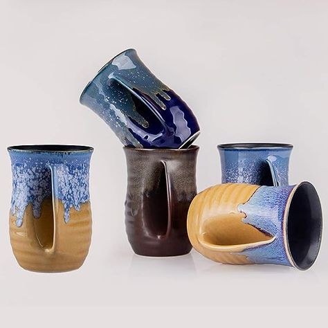 Handwarmer Mugs, Hand Warmer Mug, Mugs Ceramic, Glazing Techniques, Pottery Inspiration, Ceramics Ideas, Ceramic Hand, Retro Theme, Glassware Collection