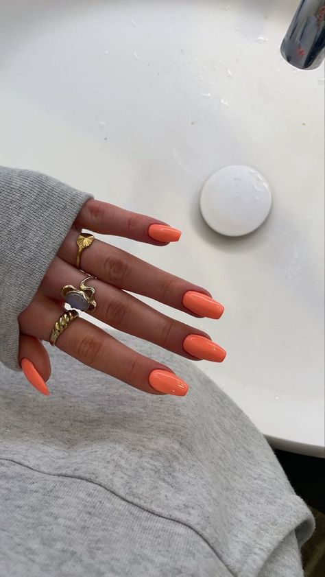 Orange coral nails🧡💗 -  #Coral #Nails #Orange Orange Nails Coffin Short, Orange Nail Designs Simple, Vacation Nails One Color, Orange Nail Inspo Coffin, Solid Color Nails Orange, Bright Orange Square Nails, Mail Inspo Orange, Orange Nails Oval Shape, Bright Nails For Vacation