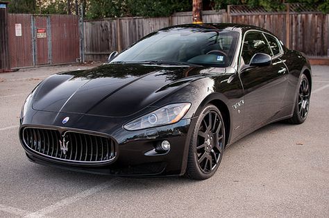 Maserati GranTurismo Suv Comparison, Maserati Car, Luxury Cars For Sale, Maserati Granturismo, Car Organizer, Fancy Cars, Super Luxury Cars, Best Luxury Cars, Luxury Suv