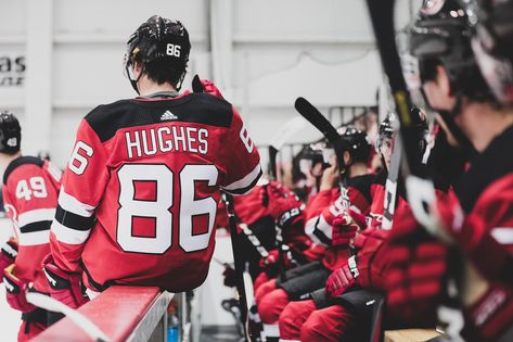 Jack Hughes Computer Wallpaper, Jake Hughes Hockey, Jack Hughes Wallpaper, Hockey Husband, Hockey Wallpaper, Hughes Brothers, Jack Hughes, Hockey Pictures, Hot Hockey Players