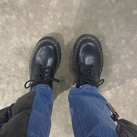 Low Doc Martens, Doc Martens Boots, Doc Marten Oxford, Doc Martens, Dr. Martens, Style Me, Men's Fashion, Oxford Shoes, Boots