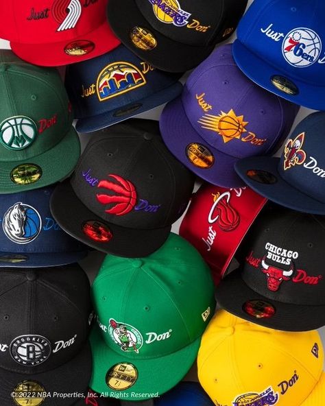 Aesthetic Nba, Nba Caps, Cup Hat, Sneakerhead Room, Custom Fitted Hats, Swag Hats, Mens Snapback Hats, Cute Cap, Hat Aesthetic