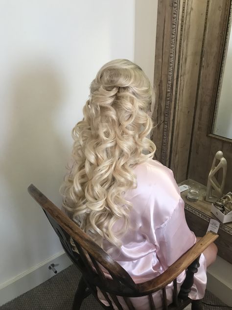 Big Loose Curls For Long Hair Wedding, Large Voluminous Curls, Large Ringlet Curls, Big Voluminous Curls, Big Bouncy Curls Long Hair Blonde, Curls For Long Hair, Full Hair, Glam Hair, Beautiful Curls