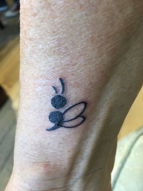 Bee Semi Colon Tattoos, Bumble Bee Semi Colon Tattoo, Semi-colon Tattoo Bee, Bee Semi Colon, Bumble Bee Semicolon Tattoo, Bee Semi-colon Tattoo Ideas, Matching Knee Tattoos, Tattoo Paw Print, Tattoo Paw