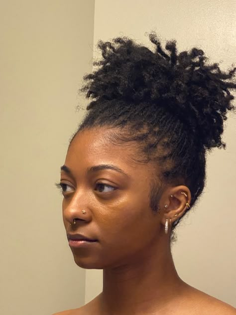 Hairstyles Twist, Healthy Black Hair, Short Natural Hair, Micro Locs, Sister Locs, Beautiful Dreadlocks, Beautiful Black Hair, Short Locs Hairstyles, Girls Natural Hairstyles