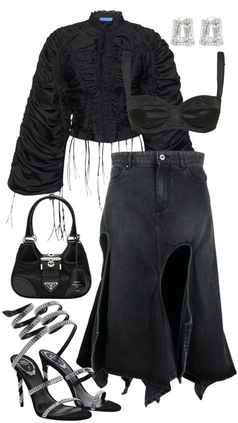 street style
nyfw 
style inspiration 
style inspo Versace Jeans Couture Bag Outfit, Mugler Corset Top, Luxury Edgy Mini Skirt, Black Luxury Cropped Jacket, Elegant Cropped Leather Jacket, Luxury, Rich Girl Outfits, Acne Studios Jacket, Cargo Jumpsuit, Aesthetic Look